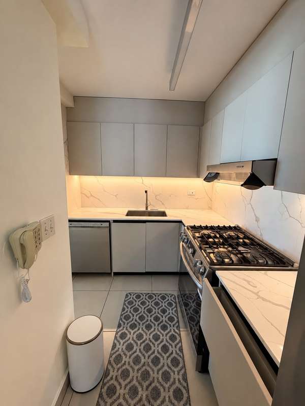 APARTAMENTO LISTO PARA MUDAR Y VIVIR, CON TODO INCLUIDO !!!!