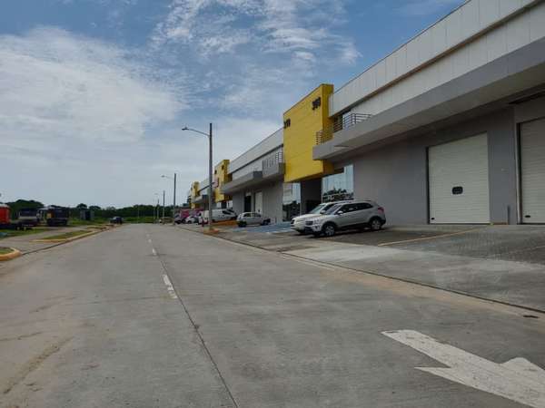 Warehouse for Sale or Rent Near Costa del Este