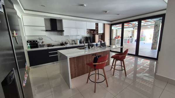 ALQUILER DE CASA EN PH ARCADIA COSTA VERDE