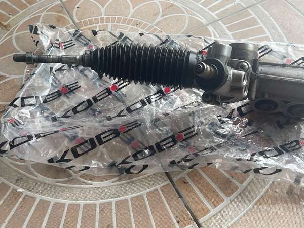 Cremallera original para Nissan Frontier y Navara modelo 2016 en adelante 