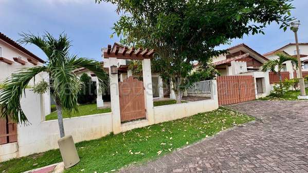 Venta de Casa en San Carlos MCD26-2655