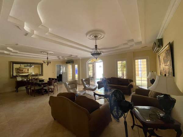 House in Ancon private residential I with terrace and spacious patio