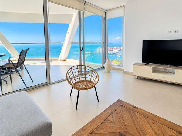 Apartment in Avenida Balboa I furnished I 1 Rec I with large balcony and sea view