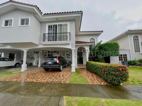 Alquiler de Apartamento en Costa Bay Costa del Este HQ