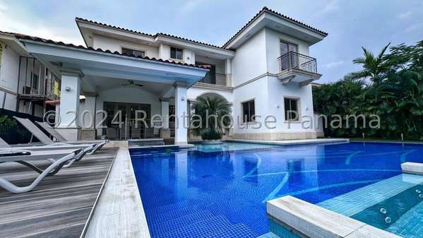 Casa en Alquiler Santa Maria 26SPCG4777