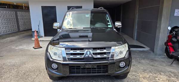 SE VENDE -Mitsubishi montero