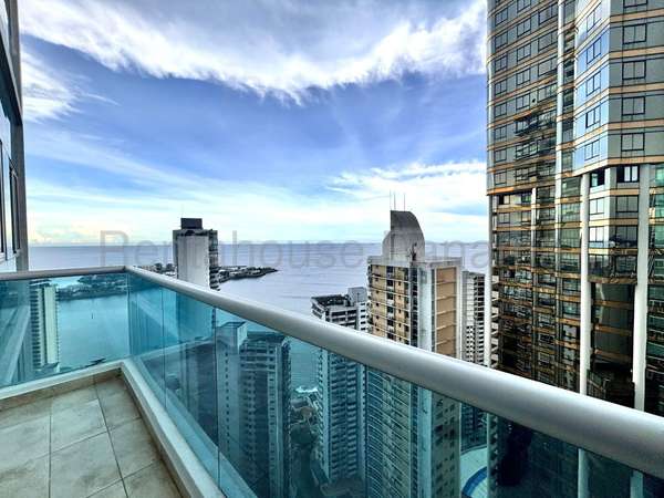 Apartamento en Venta en Paitilla. 27-2908.