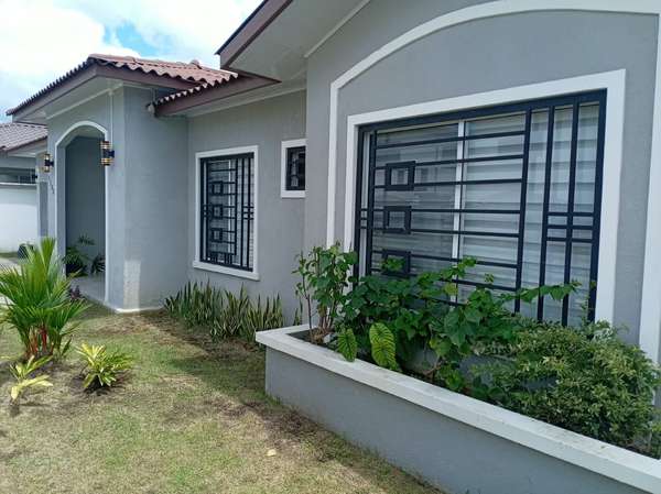 Casa moderna de 5 dormitorios en David, Chiriquí Provincia
