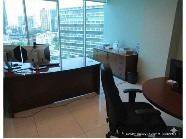 Alquiler de oficina de 186 mts en Ocen Business