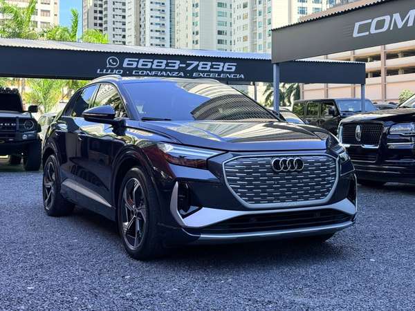 AUDI Q4-ETRON