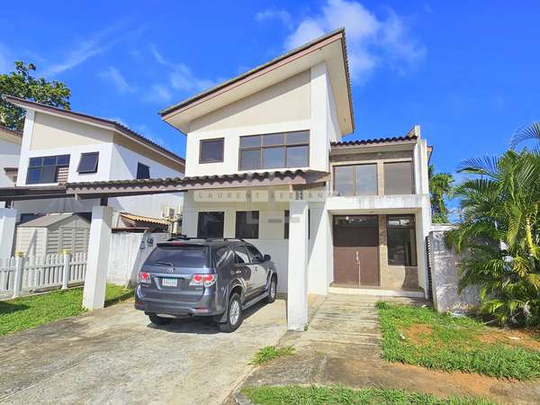 Venta Casa Unifamiliar con Patio Bosques de Puerto Madero - Costa Verde. Haga una oferta