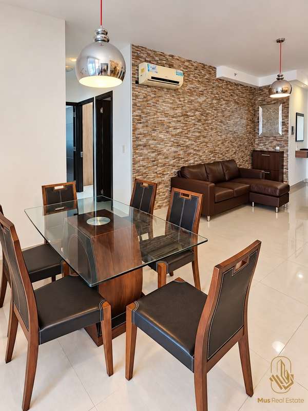 Sale of a Furnished Apartment in PH Diamond Tower, San Francisco - SG