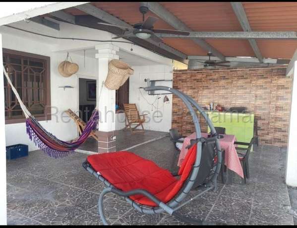 House Rental in Las Cumbres MIRADOR DEL LAGO CCO