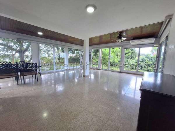 House Rental in El Dorado CCO