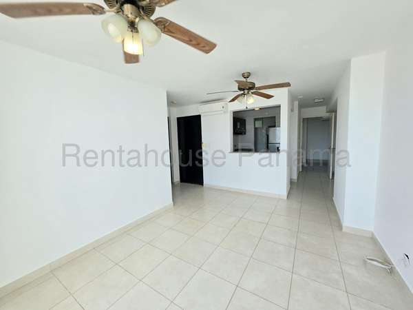 Apartment for sale in Edison Park Ph El Mare KC