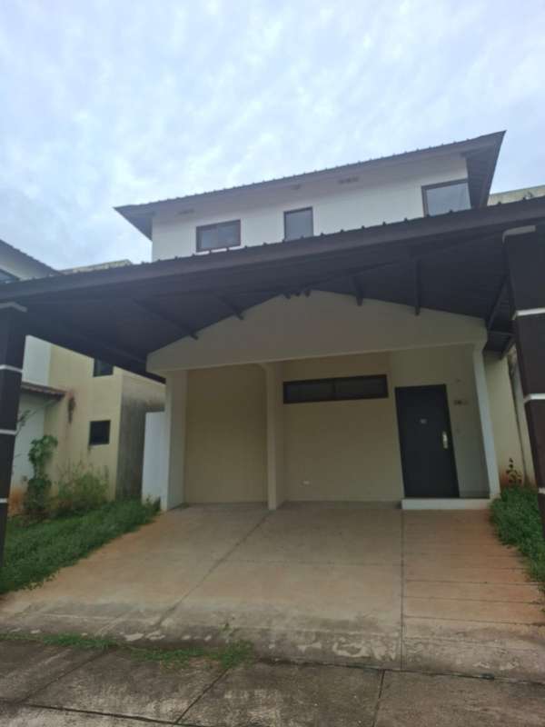 Banco vende casa en EN PH RIVERVIEW – COSTA VERDE, LA CHORRERA
