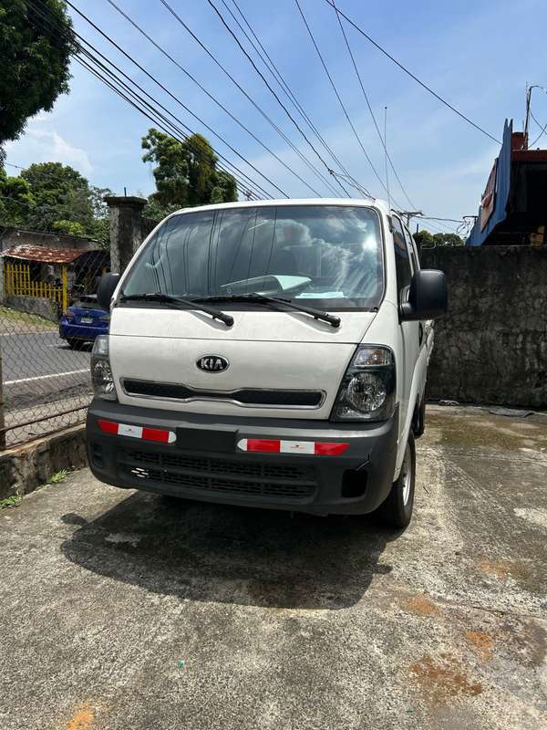 Vendo Kia 2700, Presenta Daño motor