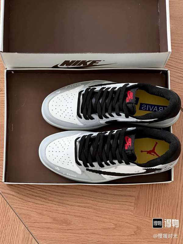 Zapatilla nike unisex Jordan x Travis Scott 