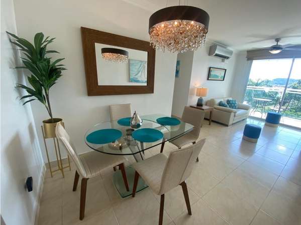 EN ALQUILER  APARTAMENTO AMOBLADO 2 HAB PH ALBROOK POINT
