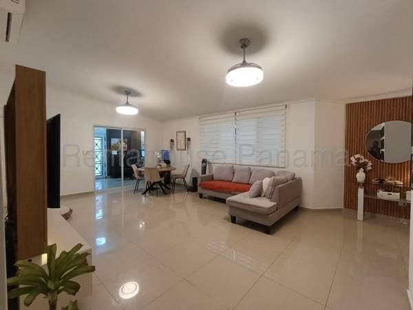 House for sale in BRISAS DEL GOLF CCO