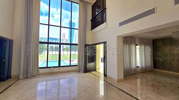 House for sale in Costa del Este Paseo del Parque CCO