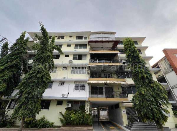 Se Vende Apartamento en Obarrio DPA27-986