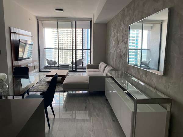 FOR RENT: Luxury Furnished 2-Bedroom Apartment with Ocean Views in Nuovo, Bella Vista