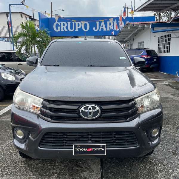 Toyota Hilux 4x4 Diesel manual 