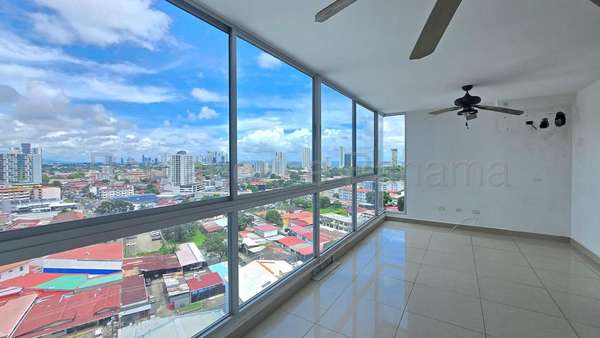 Apartamento en Venta en Carrasquilla  JG