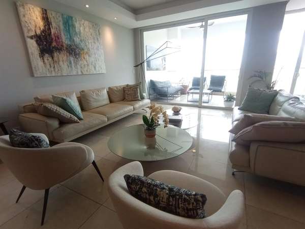 Venta de Apartamento en PH Aria, Costa del Este. AD