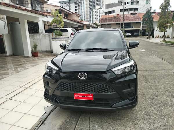 Toyota Raize 2026 Automático 1.2L - Negro Metálico