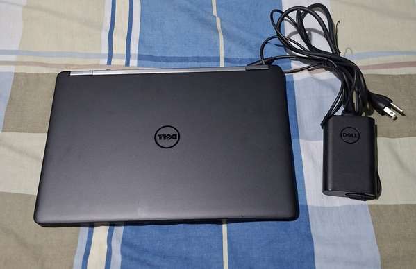 Vendo laptop Dell E7470.