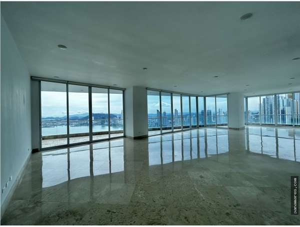 PH The Point - Paitilla - Con Linea Blanca — Apartamento en Alquiler