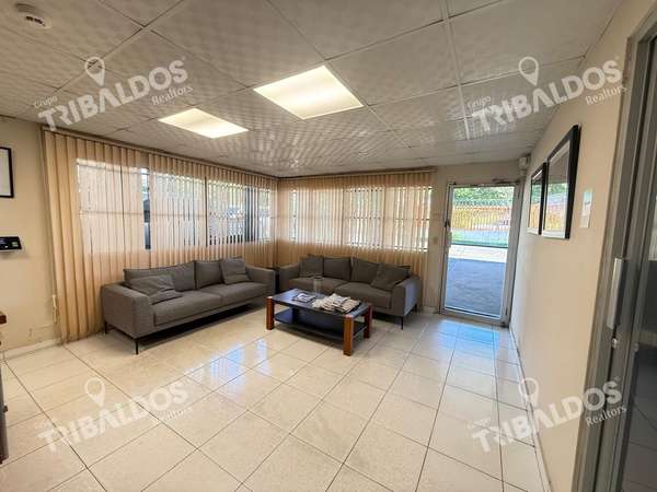 Warehouse for rent with offices in Juan Díaz