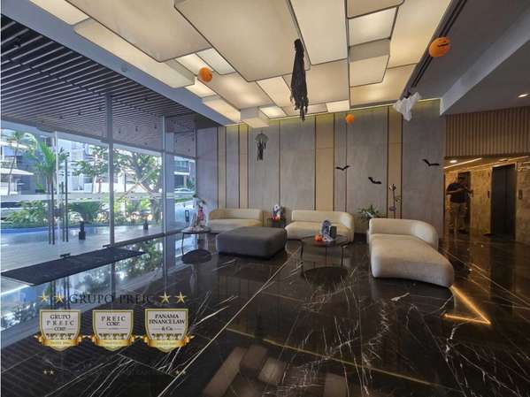 Alquilo amplio apartamento  | Ph Luxor Torre 400 | M.M