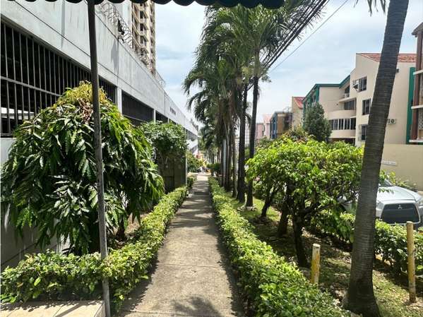ALQUILER DE APARTAMENTO PH TORES DEL SOL I YM