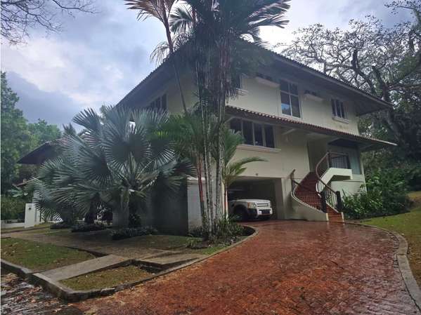 Casa en alquiler  - Clayton - Ancon - calle Croft - amoblada D.D
