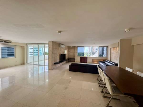 2 HAB · 171 m² · TERRAZA CERRADA · FRENTE AL PARQUE URRACÁ · VISTA DEL ESTE