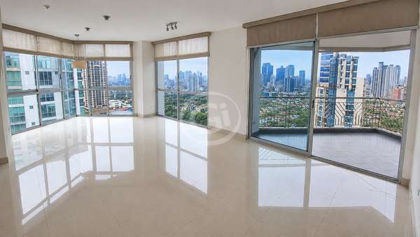 Venta Apartamento Keops Tower Remate Bancario 1,770 $/m2