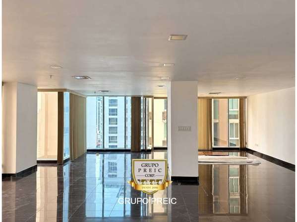 Oficina en alquiler obarrio Ph Torre SFC vacio CC