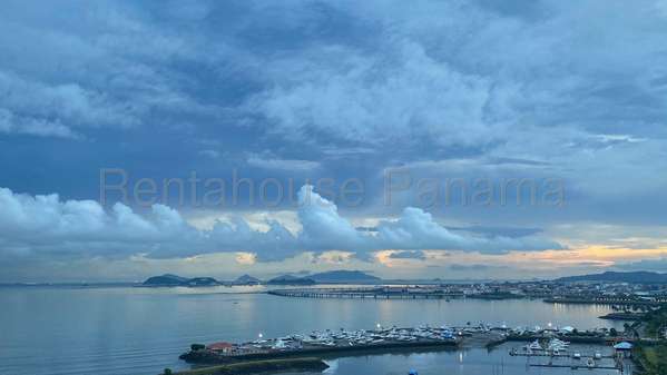 Apartamento en Venta en Avenida Balboa 26AECC9090
