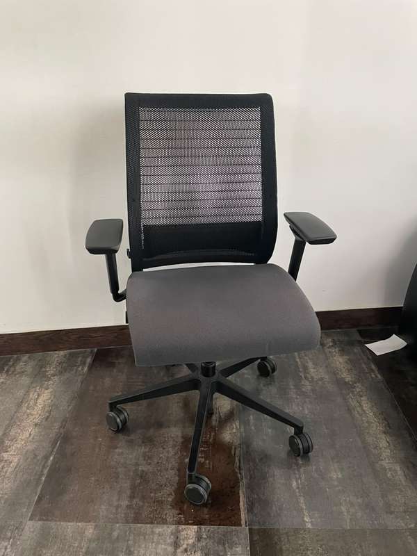 SILLA DE OFICINA ERGONÓMICA STEELCASE THINK 