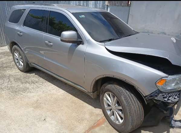 2015 DODGE DURANGO POR PIEZAS