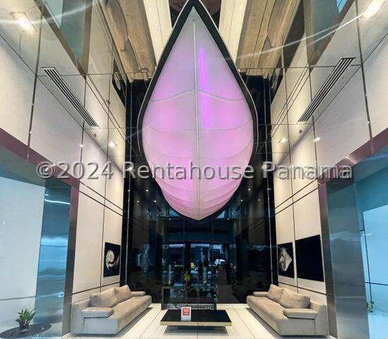 Apartamento en Alquiler en Avenida Balboa. PH YACHT CLUB. 27LDC3174