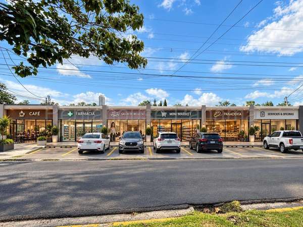 Local Comercial en Venta Chanis 27EPP2671
