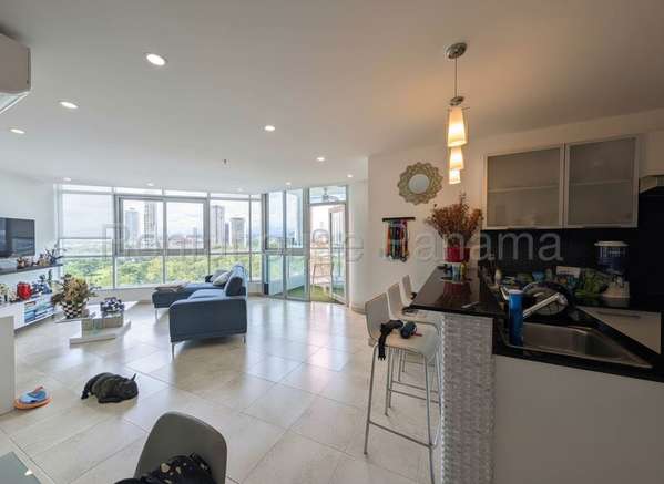 Alquiler de apartamento amueblado de 2 recámaras en PH Riverside, Costa del Este 27LGG2749