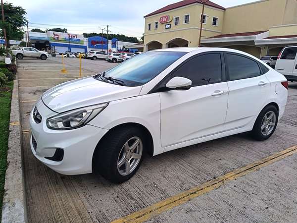 VENDO ACCENT AUTOMÁTICO 