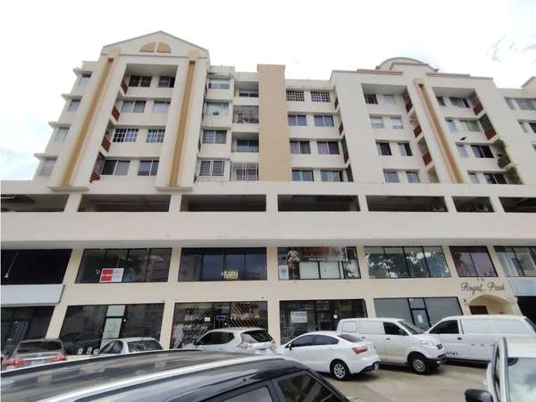 Vendo Apartamento, PH Royal Park, Torre C