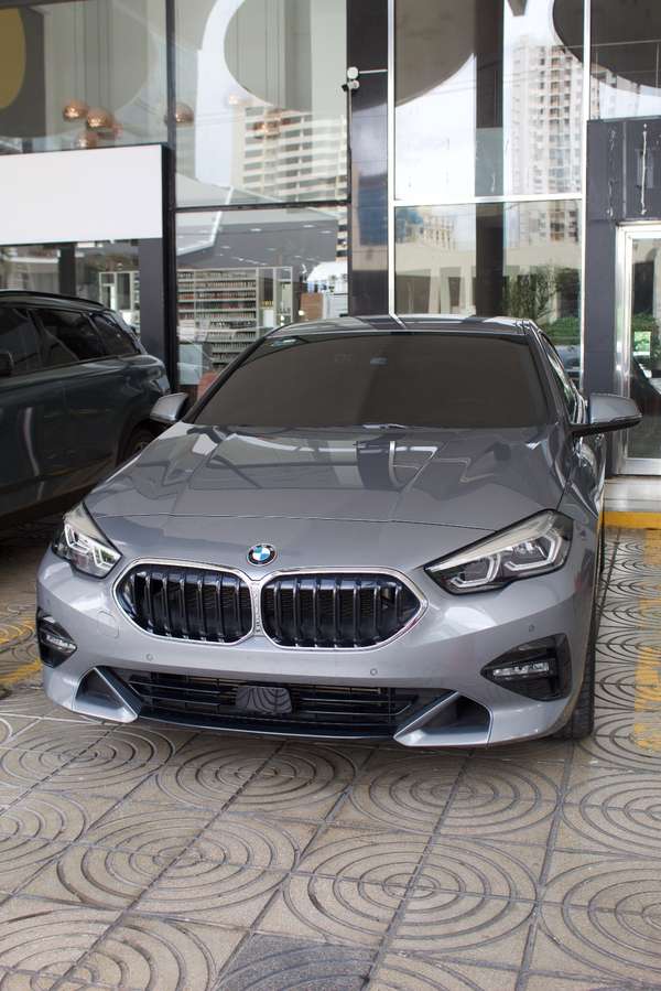 BMW 218i Gran Coupé 2023 | 12,845 km | Garantía y mantenimiento BMW vigente