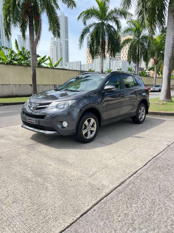 Toyota RAV4 2015